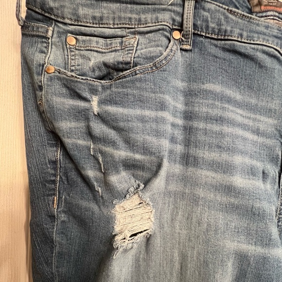 Torrid Size 26T Boyfriend Straight Vintage Stretch Jeans - Picture 7 of 11